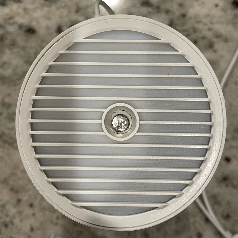 Portable Mini Humidifier - Picture 2 of 3